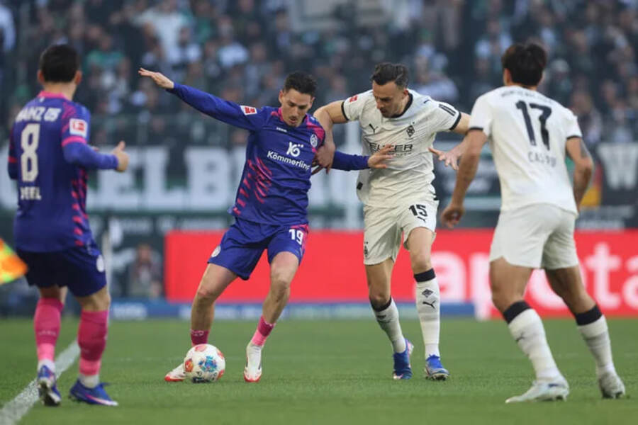 B. Monchengladbach vs Mainz 05 (00:30 – 20/04) | Xem lại trận đấu